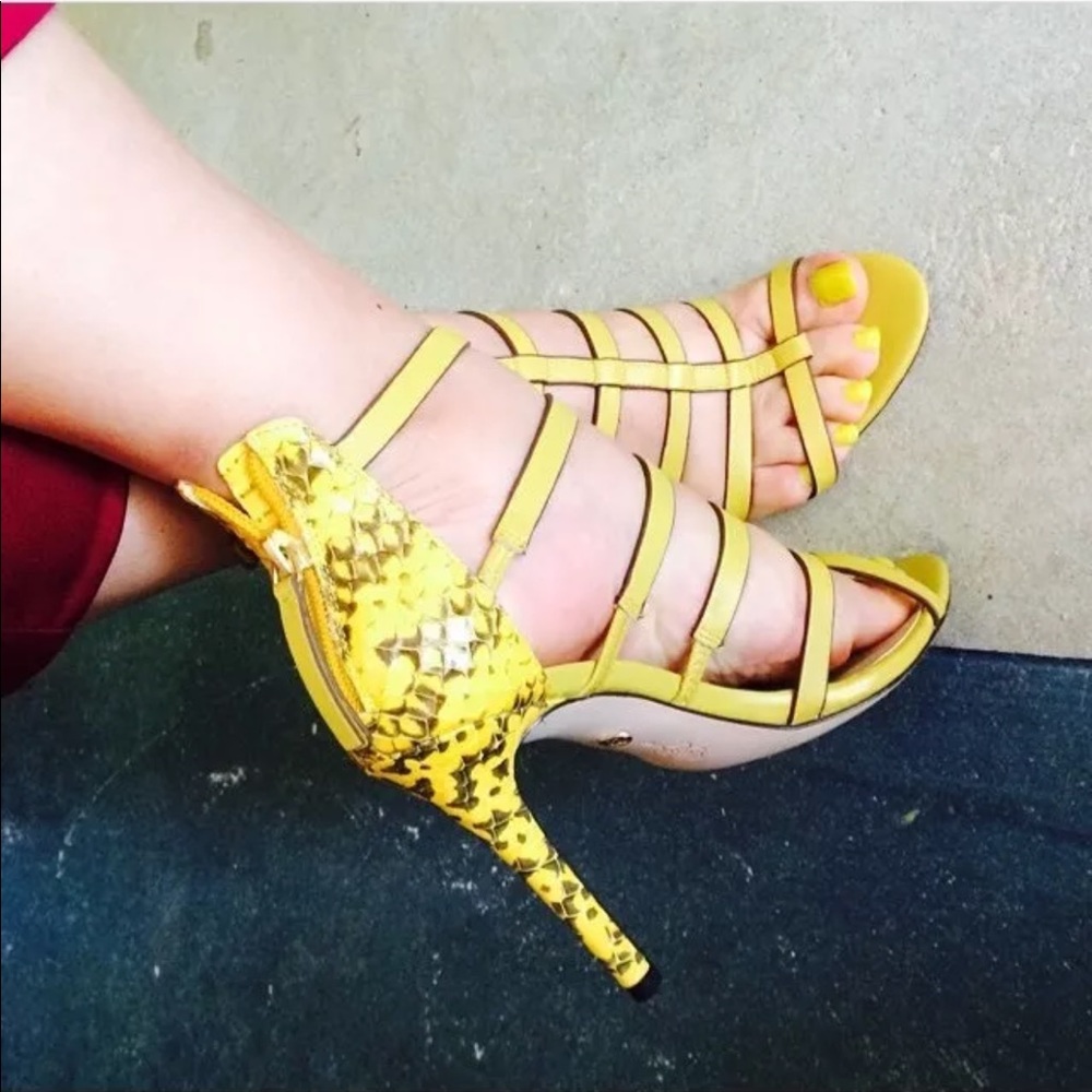 Charles David IDEALIZE leather snake yellow